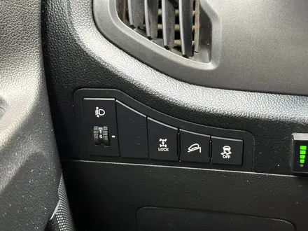 Kia Sportage 2013 года за 6 790 000 тг. в Актобе – фото 17