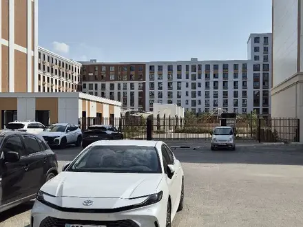 Toyota Camry 2025 года за 24 000 000 тг. в Актау