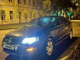 Volkswagen Passat 2007 годаfor3 650 000 тг. в Балхаш