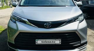 Toyota Sienna 2022 года за 20 000 000 тг. в Алматы