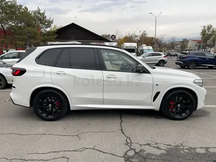 BMW X5 2019 года за 35 500 000 тг. в Алматы – фото 4