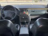 Mercedes-Benz E 280 1997 годаүшін3 100 000 тг. в Актау – фото 4