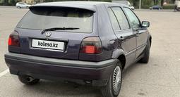 Volkswagen Golf 1996 года за 1 250 000 тг. в Алматы – фото 3