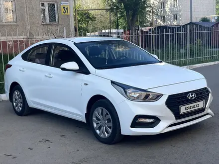 Hyundai Solaris 2020 года за 5 850 000 тг. в Уральск – фото 7