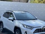 Toyota RAV4 2021 годаүшін17 000 000 тг. в Шымкент – фото 2