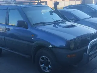 Nissan Terrano