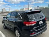 Kia Sorento 2017 годаүшін8 650 000 тг. в Атырау – фото 4