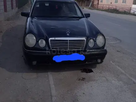 Mercedes-Benz E 230 1997 года за 750 000 тг. в Кызылорда – фото 6