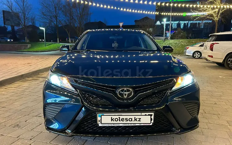 Toyota Camry 2018 года за 13 500 000 тг. в Шымкент