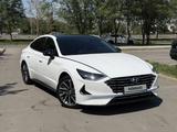 Hyundai Sonata 2023 года за 11 990 000 тг. в Алматы – фото 2
