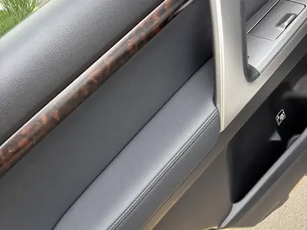 Toyota Land Cruiser 2014 года за 23 500 000 тг. в Алматы – фото 31