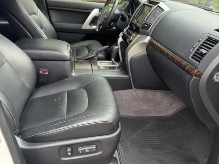 Toyota Land Cruiser 2014 года за 23 500 000 тг. в Алматы – фото 45
