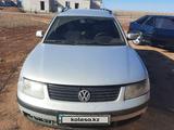 Volkswagen Passat 1997 годаүшін2 600 000 тг. в Караганда – фото 2