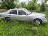 Mercedes-Benz E 230 1992 года за 800 000 тг. в Алматы