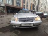 Mercedes-Benz C 200 2002 годаfor3 450 000 тг. в Алматы