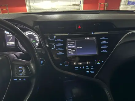 Toyota Camry 2020 года за 12 000 000 тг. в Актау – фото 7