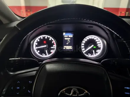 Toyota Camry 2020 года за 12 000 000 тг. в Актау – фото 8