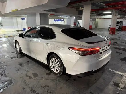 Toyota Camry 2020 года за 12 000 000 тг. в Актау – фото 3