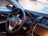 Toyota Camry 2014 года за 6 800 000 тг. в Шымкент – фото 3