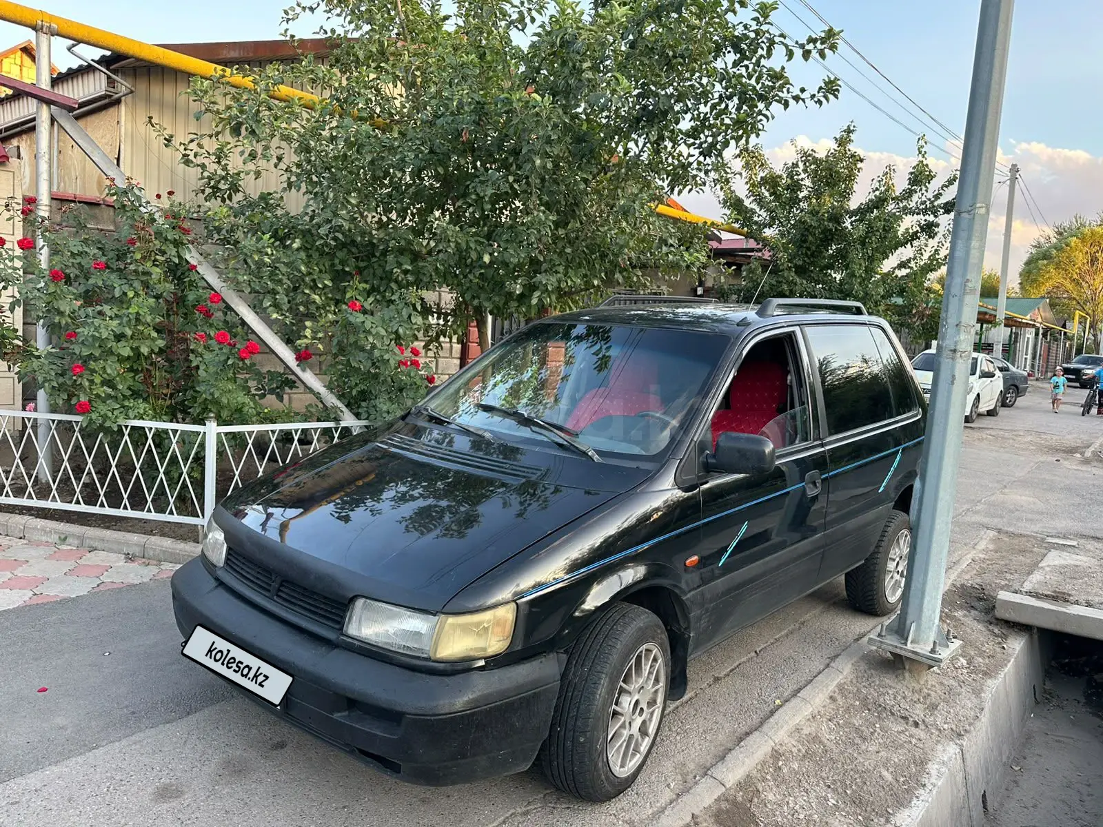Mitsubishi Space Runner, 1991
