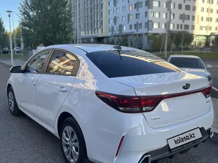 Kia Rio 2021 года за 8 000 000 тг. в Астана – фото 3