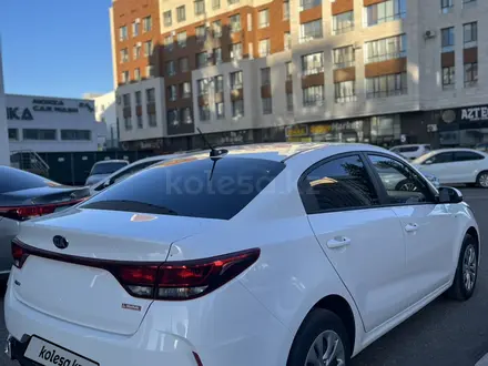 Kia Rio 2021 года за 8 000 000 тг. в Астана – фото 5