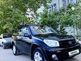 Toyota RAV4 2005 года за 5 800 000 тг. в Актобе – фото 2