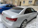 Hyundai Sonata 2006 года за 3 500 000 тг. в Актобе – фото 3