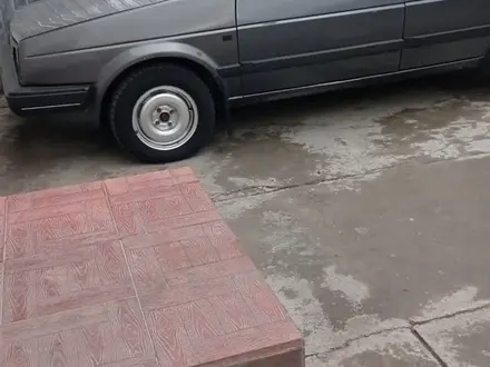 Volkswagen Golf 1991 года за 900 000 тг. в Тараз