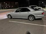 Mercedes-Benz E 200 2001 года за 2 500 000 тг. в Темиртау – фото 3
