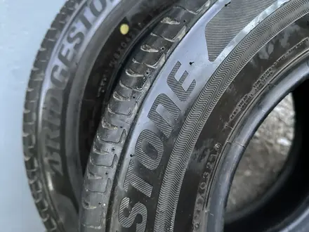 Пара шин Bridgestone на 13 за 25 000 тг. в Караганда