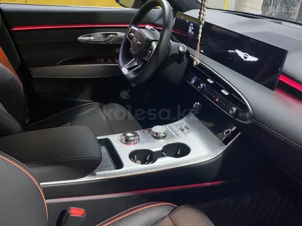 Genesis GV70 2025 года за 34 500 000 тг. в Астана – фото 7