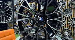 Комплект дисков BMW R20-5-120 Разно Широкие за 380 000 тг. в Астана – фото 2