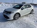 Toyota Camry 2019 года за 13 500 000 тг. в Атырау – фото 3