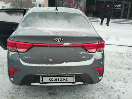 Kia Rio 2020 года за 7 100 000 тг. в Караганда – фото 2