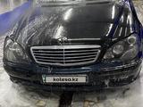 Mercedes-Benz S 500 2002 годаfor2 000 000 тг. в Караганда