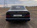 Mercedes-Benz E 230 1990 годаүшін550 000 тг. в Тараз