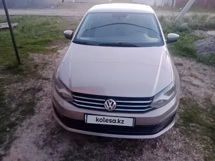 Volkswagen Polo 2015 года за 4 000 000 тг. в Актобе – фото 3