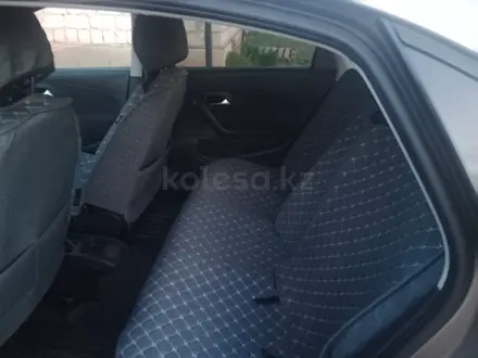 Volkswagen Polo 2015 года за 4 000 000 тг. в Актобе – фото 6