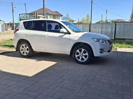 Toyota RAV4 2010 года за 7 500 000 тг. в Актобе – фото 2