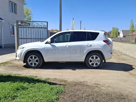 Toyota RAV4 2010 года за 7 500 000 тг. в Актобе – фото 3