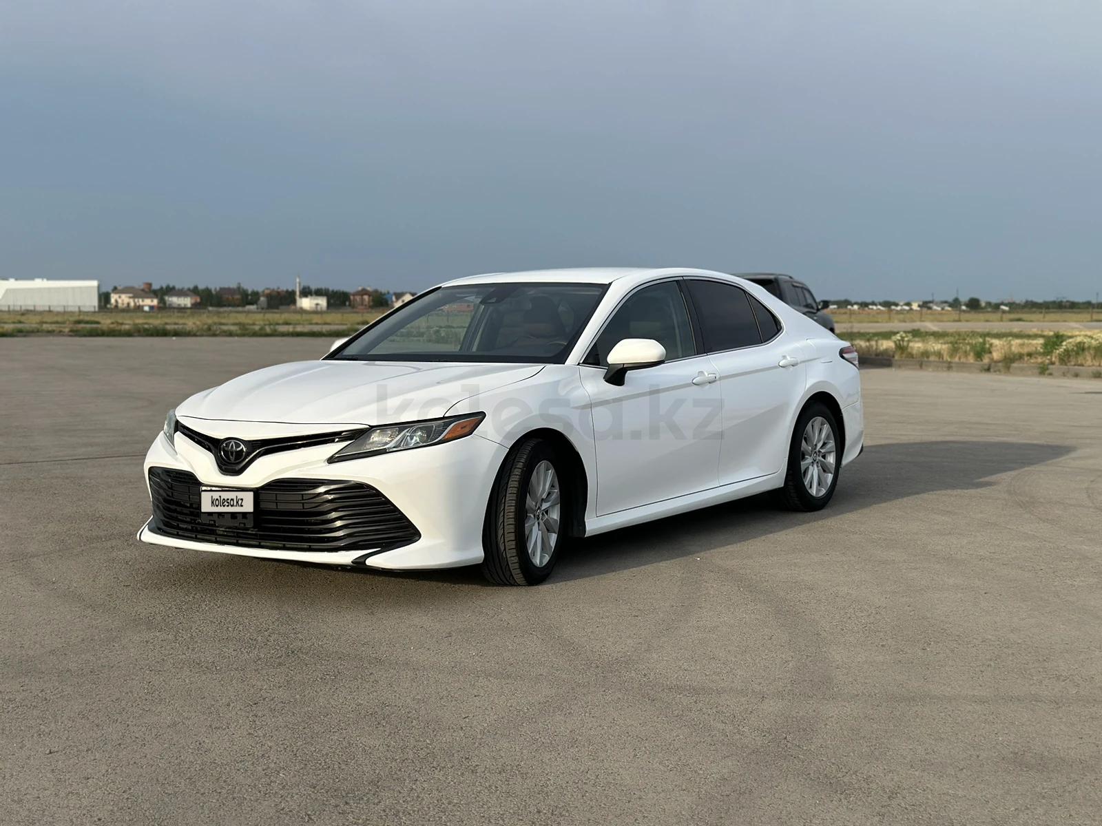 Toyota Camry 2018 г.