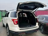 Ford Explorer 2018 года за 13 500 000 тг. в Алматы – фото 3