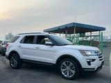 Ford Explorer 2018 года за 13 500 000 тг. в Алматы – фото 4