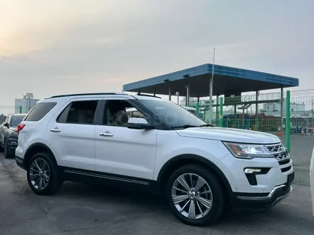 Ford Explorer 2018 года за 15 000 000 тг. в Алматы – фото 11