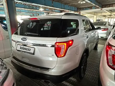 Ford Explorer 2018 года за 15 000 000 тг. в Алматы – фото 5