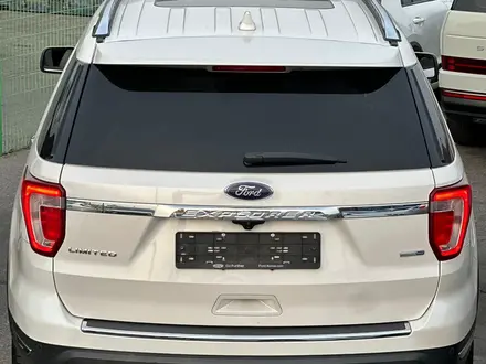 Ford Explorer 2018 года за 15 000 000 тг. в Алматы – фото 28