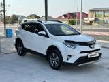 Toyota RAV4 2016 года за 10 500 000 тг. в Шымкент – фото 2