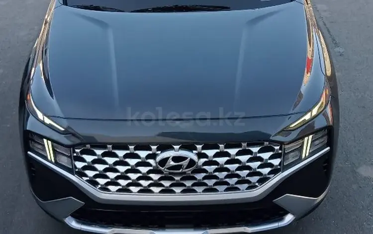 Hyundai Santa Fe 2022 года за 20 000 000 тг. в Актобе