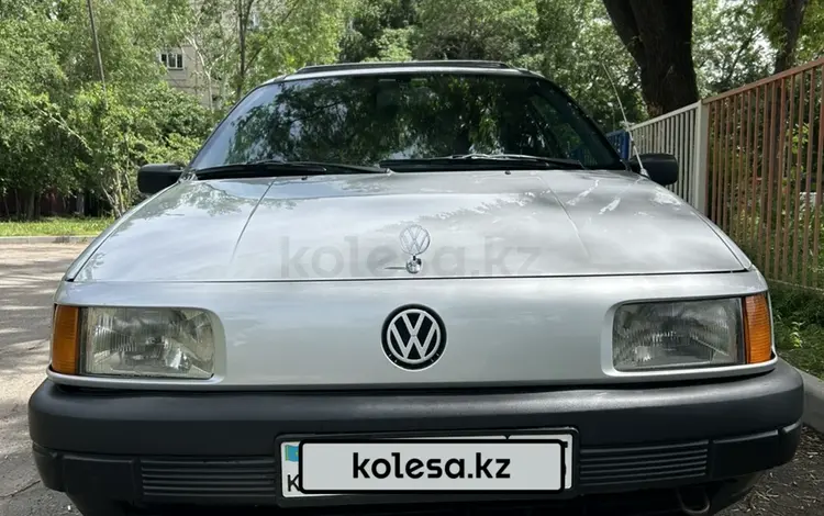 Volkswagen Passat 1990 годаүшін1 650 000 тг. в Алматы